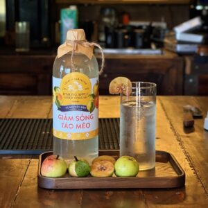 Giấm sống táo mèo