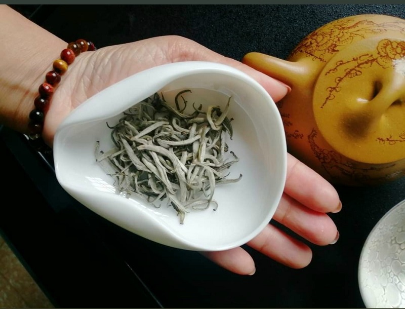 Bạch trà có mùi hương đặc biệt