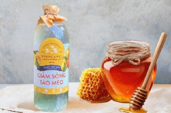 Kết hợp giấm táo mèo và mật ong giảm cân